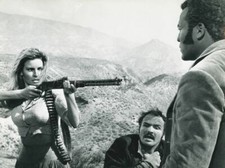 Sexy Raquel Welch Burt Reynolds Jim Brown 100 rifles 1969 foto original #55