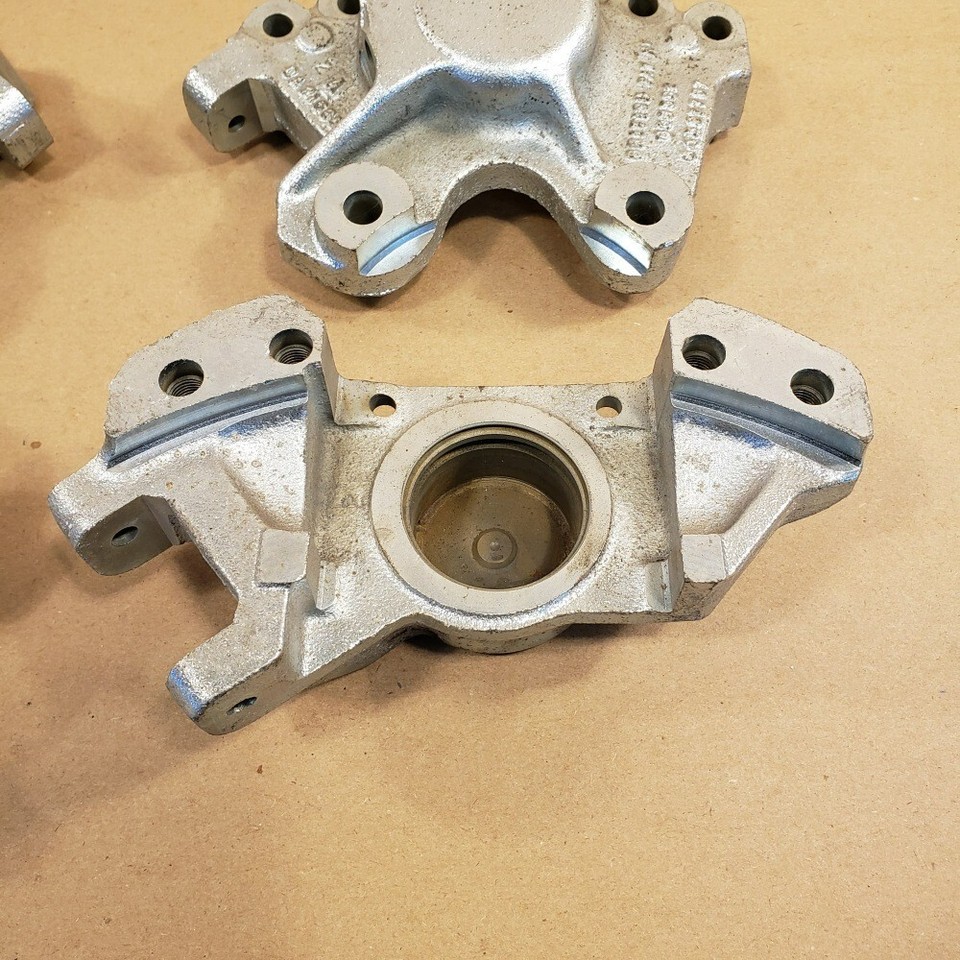 00-02 Jaguar S-Type X200 Rear Left Driver Side Brake Caliper Housing OEM