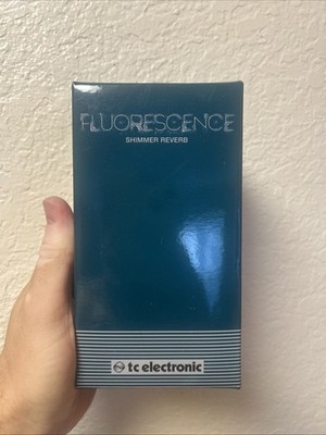 TC Electronic Fluorescence Shimmer Reverb Guitar Pedal True-Bypass