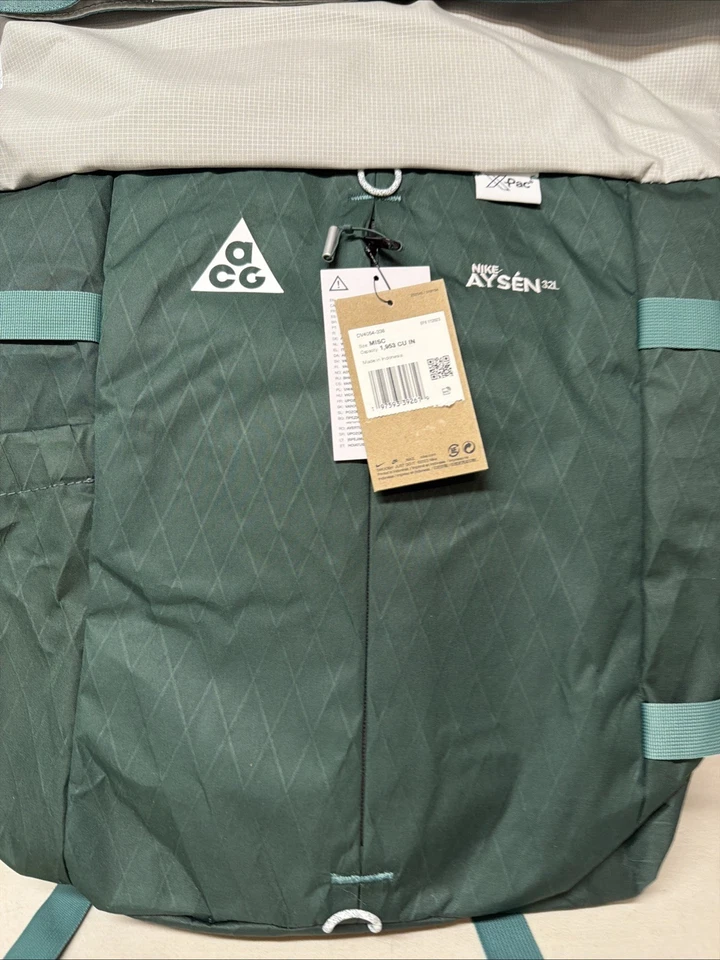 Mochila de día Nike ACG Aysen unisex (32L) vintage verde DV4054-338 Foto 2 de 4