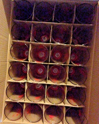 NEU Schachtel mit 24 Budweiser Pint Gläsern Glas CE Emaille nukleiert kostenloser UK-Versand