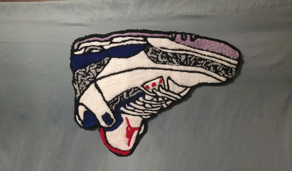 Tapete tufado retrô feito à mão Air Jordan 3 2 pés azul e branco, tênis, Jordans - Imagem 4 de 4