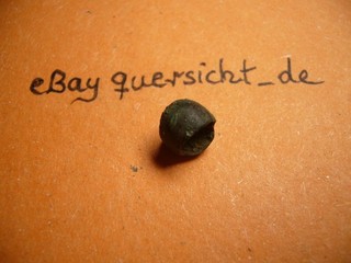 Wikinger Bronzeperle Haithabu Dänemark 9. 11. Century AD 8 34 mm 0 71 g (Q035)