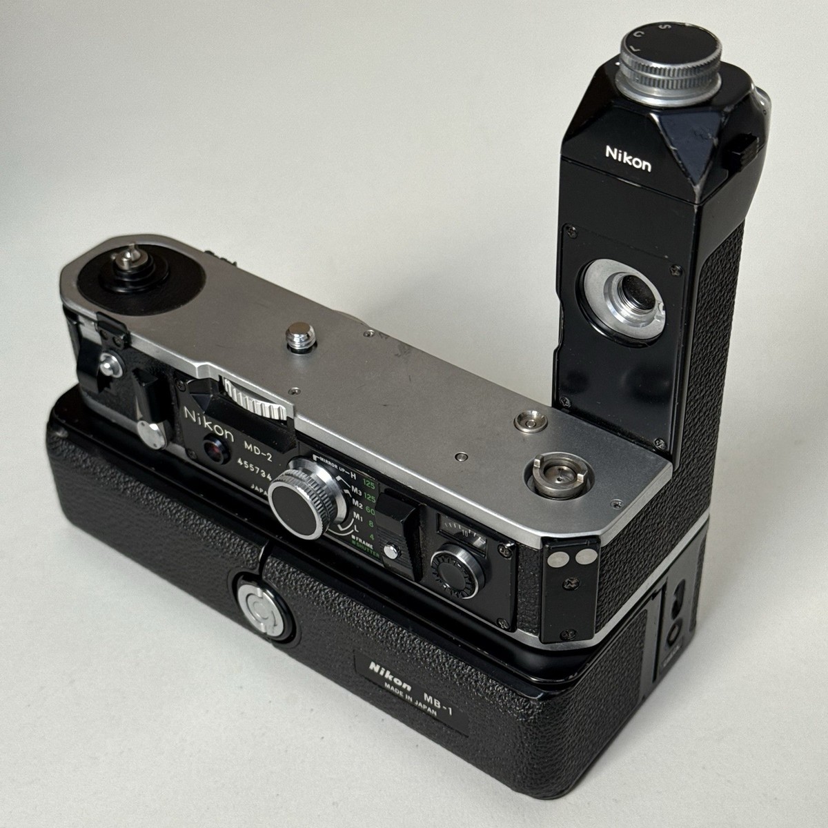 Nikon MD-3 モータードライブ MB-1 バッテリーパック Nikon MD-3 モータードライブ MB-1 バッテリーパック カメラ Nikon MD