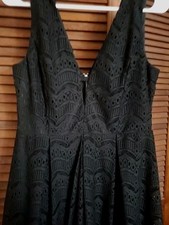 《NWT》 She + Sky Boutique Lace Overlay Little Black Dress - Size: Large