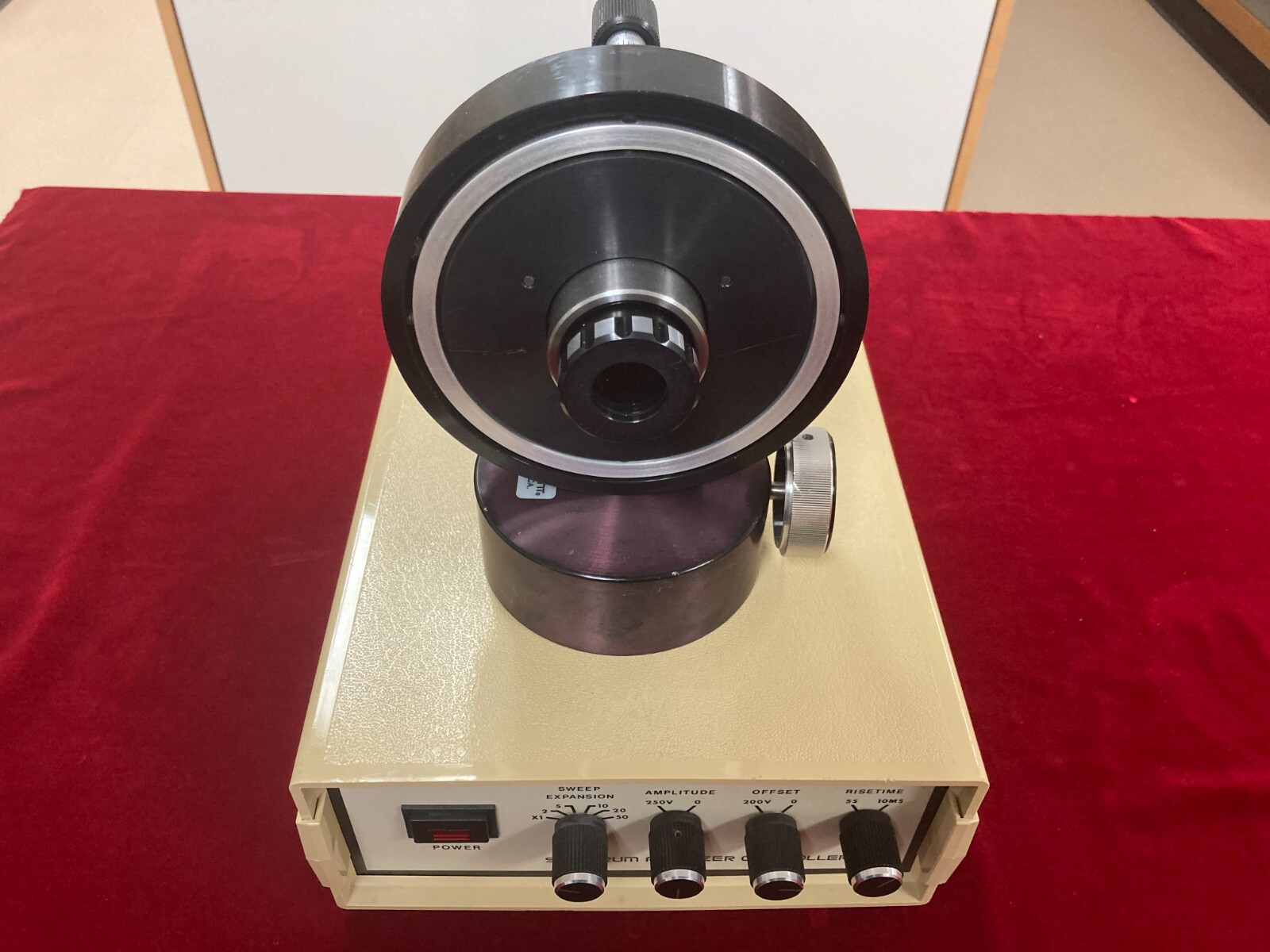 Coherent Model 240 Spectrum Analyzer System 725nm to 875 nm with 1.5 GHz FSR !