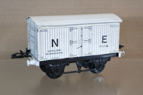 HORNBY SPUR O GEOFF'S WAGONS NEU BEMALT NE KÜHLSCHRANK ENTLÜFTUNGSWAGEN 151279 oi | Zustand: Used