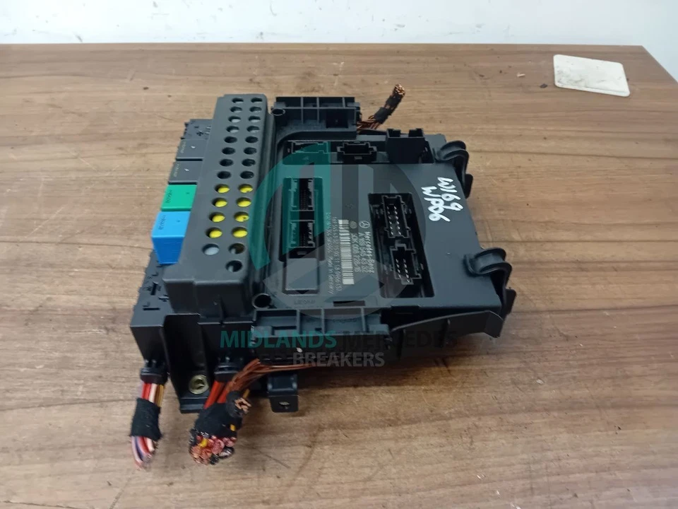 MERCEDES-BENZ A Class W169 Signal Acquisition Module Sam A1695454332 - Image 3 of 4