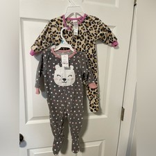 Carters Baby girls sleepers 2 one piece soft 3-6 month zip up NEW with tag