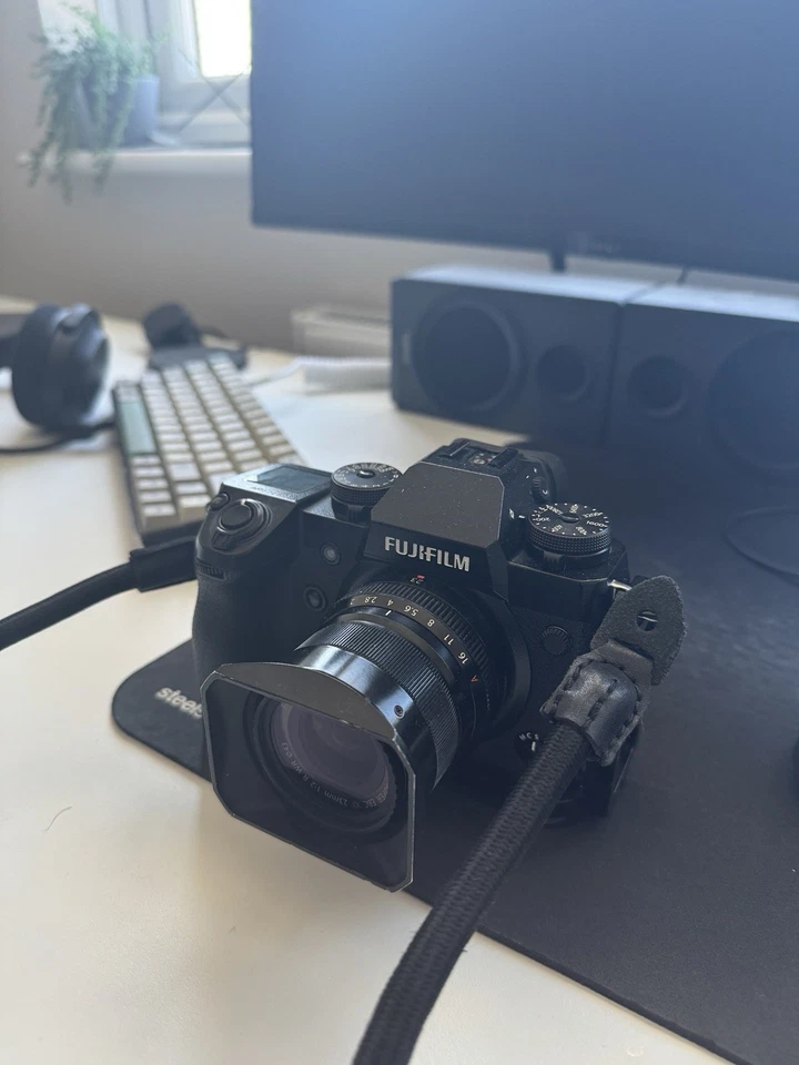 Fujifilm X-H1, photo 1 of 5