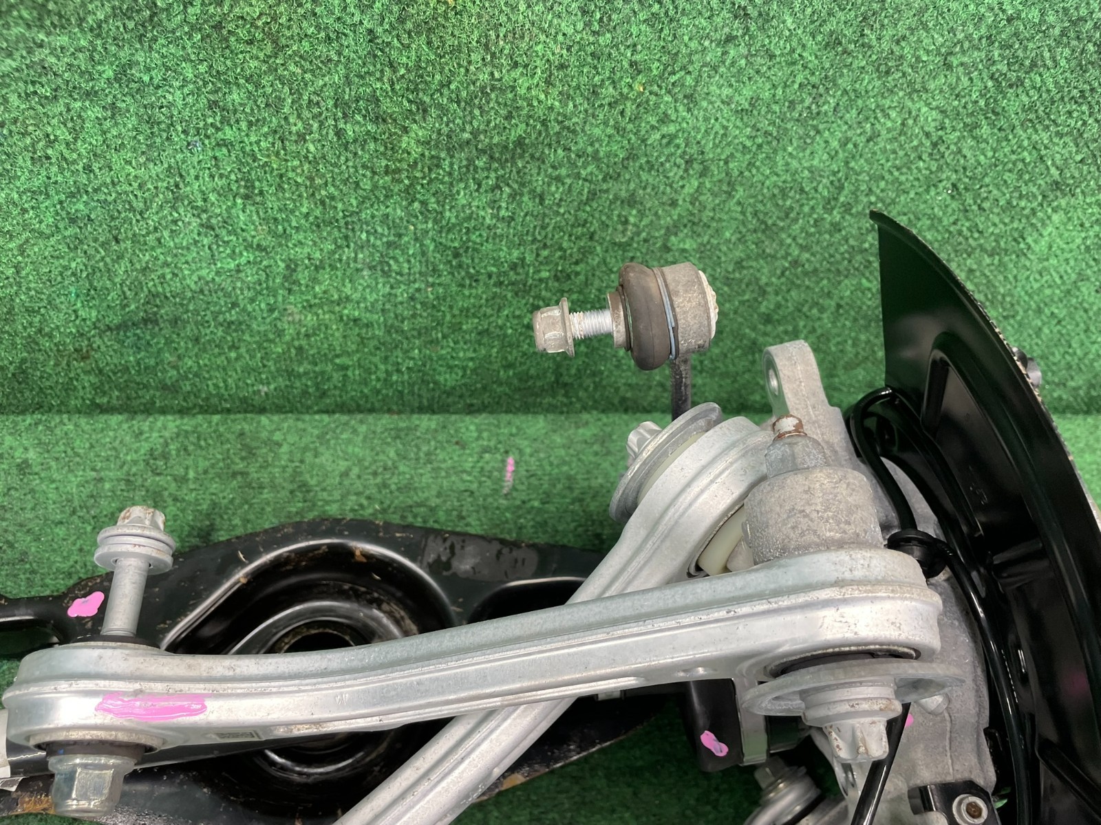 🛑 2014-2017 Maserati Ghibli 3.0 RWD Rear Left Side Spindle Knuckle Hub Assy OEM