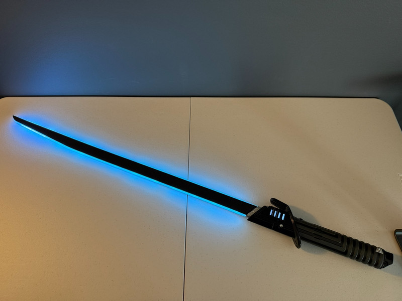 Star Wars Black Series Mandalorian Darksaber Force FX Elite Lightsaber