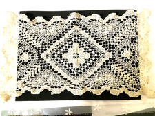 Vintage Dresser Scarf 16" x 8" Antique White Lace Floral Pattern Good Condition
