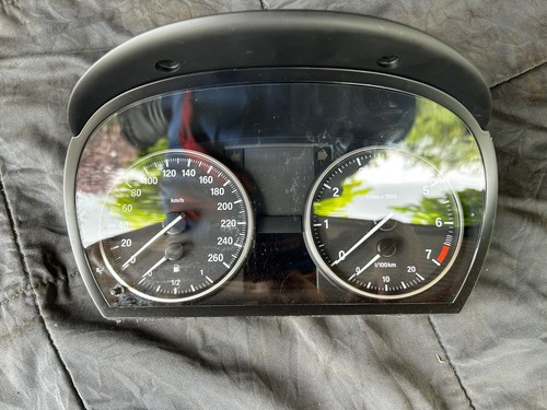 Kombiinstrument/Tacho BMW E9X 318I