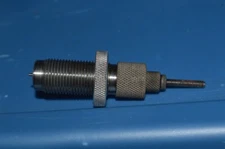 LOT #35  WILDCAT RCBS NECK SIZER DIE .243 WCF