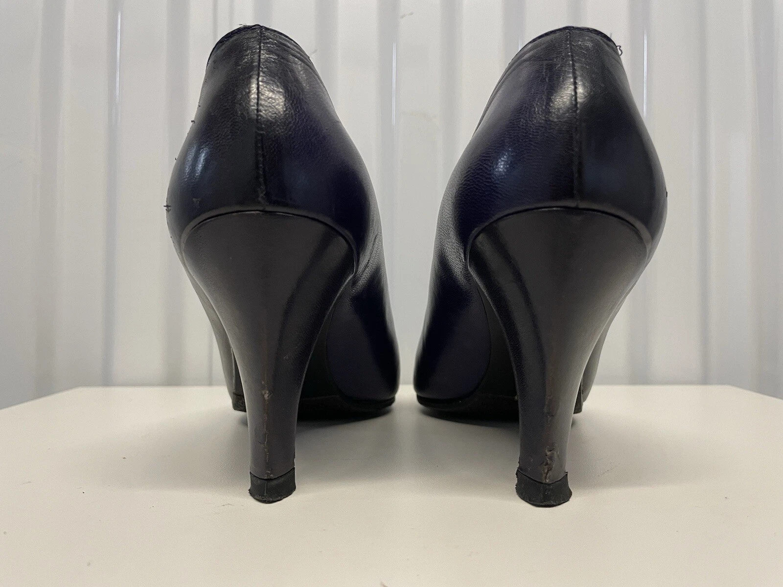 SAINT LAURENT (YSL) Scarpe decolte Yves Saint Laurent anni 80 pelle viola a punta tacco donna 7 37