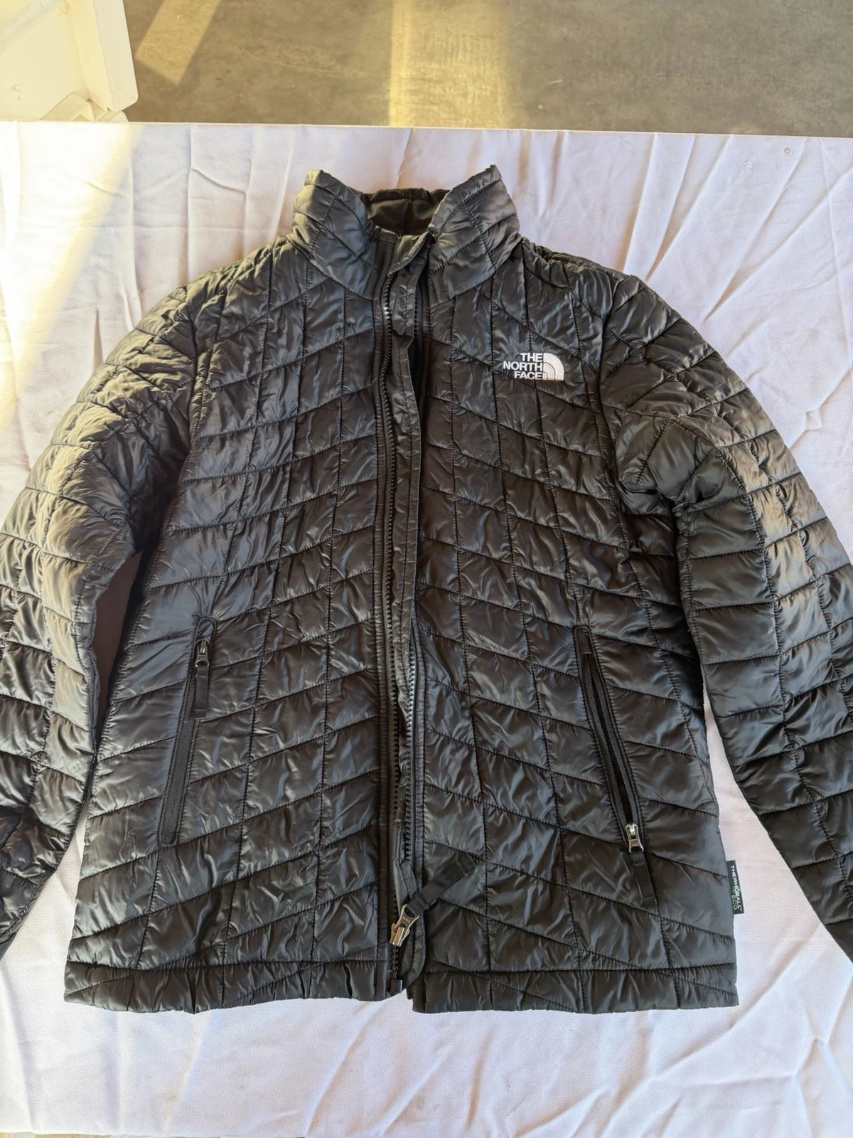 The North Face Youth MED 10/12 ThermoBall Eco Jacket Solid Black