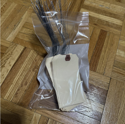Avery 12605. Double Wired Shipping Tags Stock 4 3/4 x 2 3/8 bundle of 50 Manila