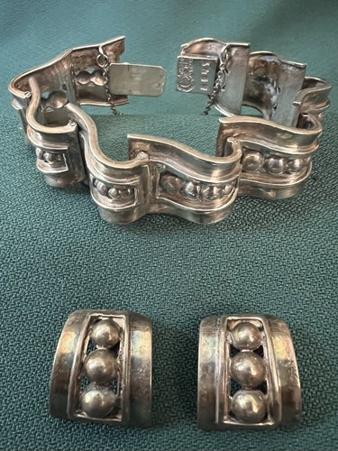 DESIGNER VTG MEXICAN SET BY MARGOT DE TAXCO STERLING BRACELET & EARRINGS #5247