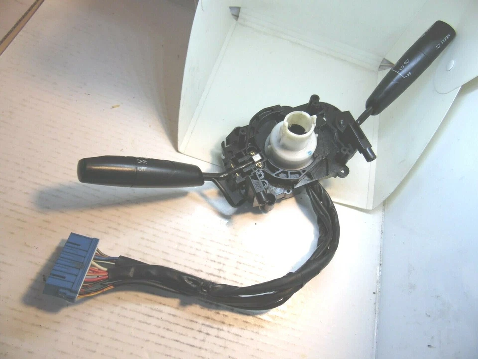 INTERRUPTOR ATENUADOR LIMPIAPARABRISAS SEÑAL DE GIRO ESTÁNDAR DS-1291 se adapta a 94-97 Ford Aspire Daños  Foto 2 de 4