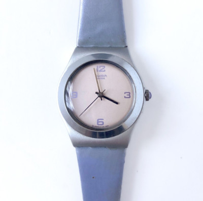 Swatch  Lady Falling Star YLS1012, 2000, Très bon état