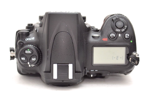 Nikon D700 12.1MP Digital SLR Camera (Body Only) - Bild 8 von 9