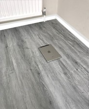 LVT - Luxury Vinyl Click Plank Flooring 4.2mm Thick - Water-Resistant - 25 Years