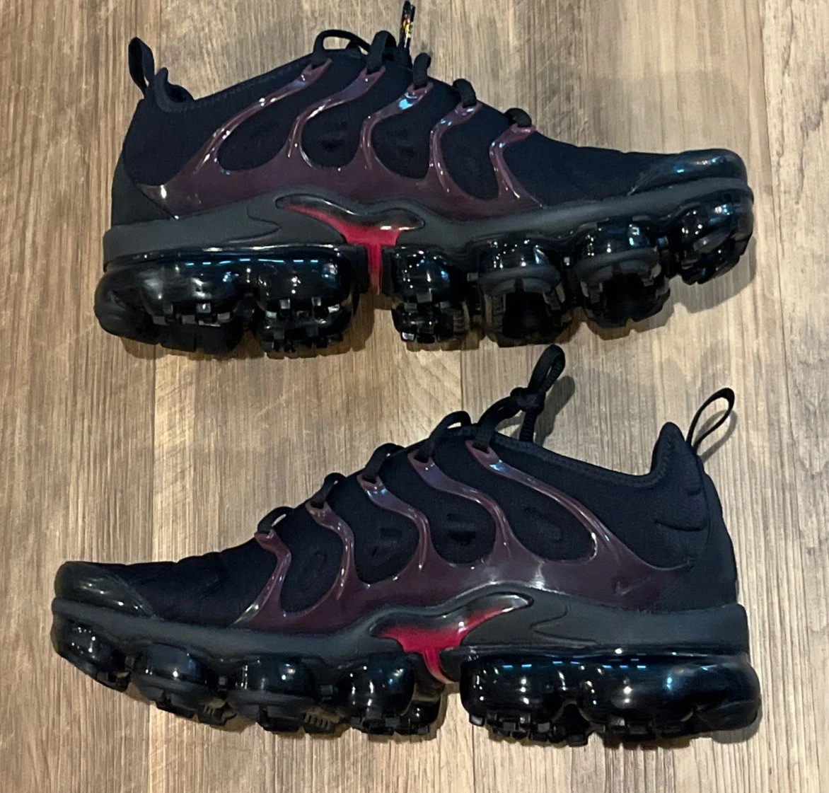 Nike Air VaporMax Plus Black Red for Sale | Authenticity