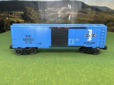 LIONEL POSTWAR 6464-475 B&M BOSTON & MAINE BOX CAR TYPE 4 BODY MEDIUM BLUE C-6+