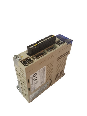 OMRON R88D-WN04H-ML2 SERVO DRIVE R88DWN04HML2 OVERNIGHT SHIPPING