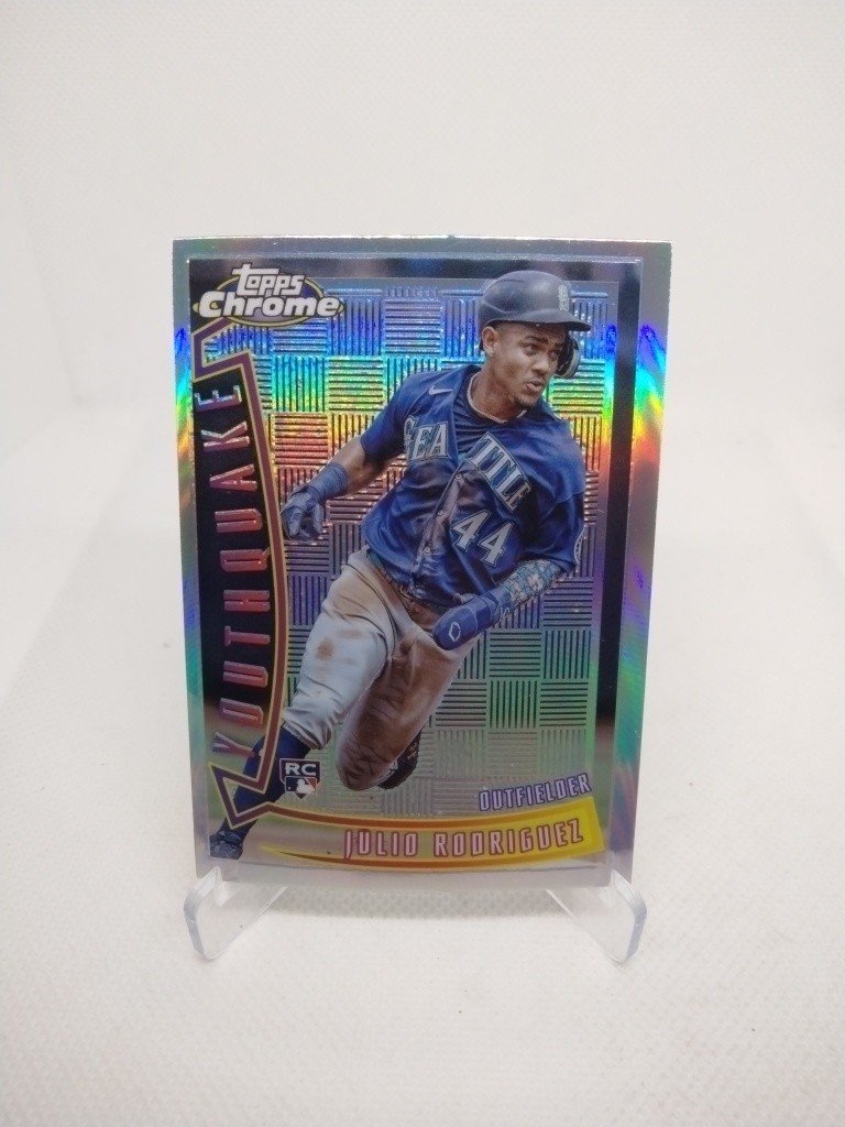 2022 Topps Chrome Sonic - 1996 Youthquake #YQ-2 Julio Rodriguez (RC) Refractor