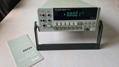 Fluke 8842A DIGITAL MULTIMETER, 5-1/2 digit instrument