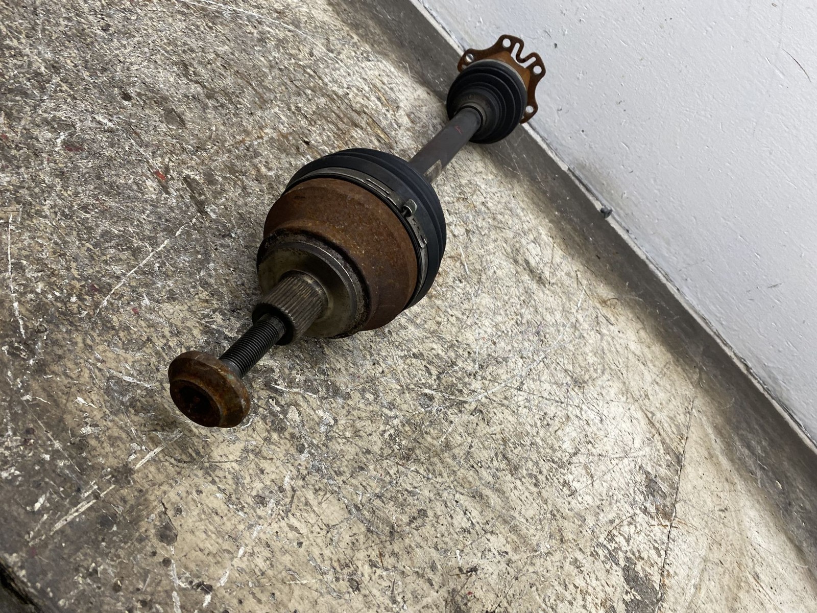 2013-2019 BENTLEY FLYING SPUR AWD 4.0L FRONT LEFT CV AXLE SHAFT 4W0407271 *41K*