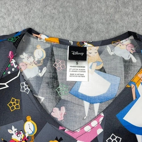 Nuevo con etiquetas Blusa Médica Cherokee Tooniforms Disney Alicia en el País de las Maravillas Pequeña Cuello en V NUEVA Foto 4 de 4