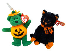 Lot of 2 TY  4" HALLOWEENIES TRICKY THE BEAR AND FRAIDY CAT BEANIE BABIES
