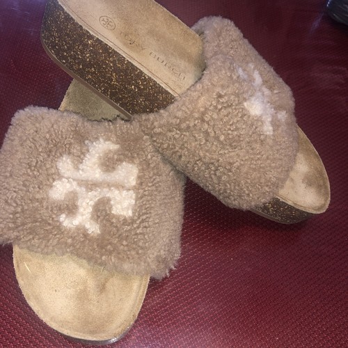 Tory Burch $298 Double T Logo Shearling Slides Almond US 9M Sherpa Cork Sandal