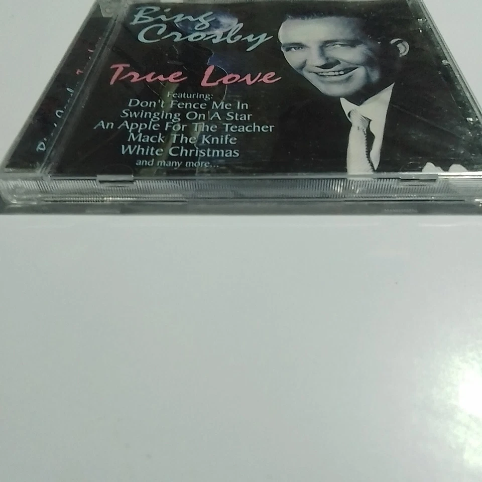 True Love - Bing Crosby Audio CD (2001) Delta Music Greatest Hits Compilation Foto 4 de 4