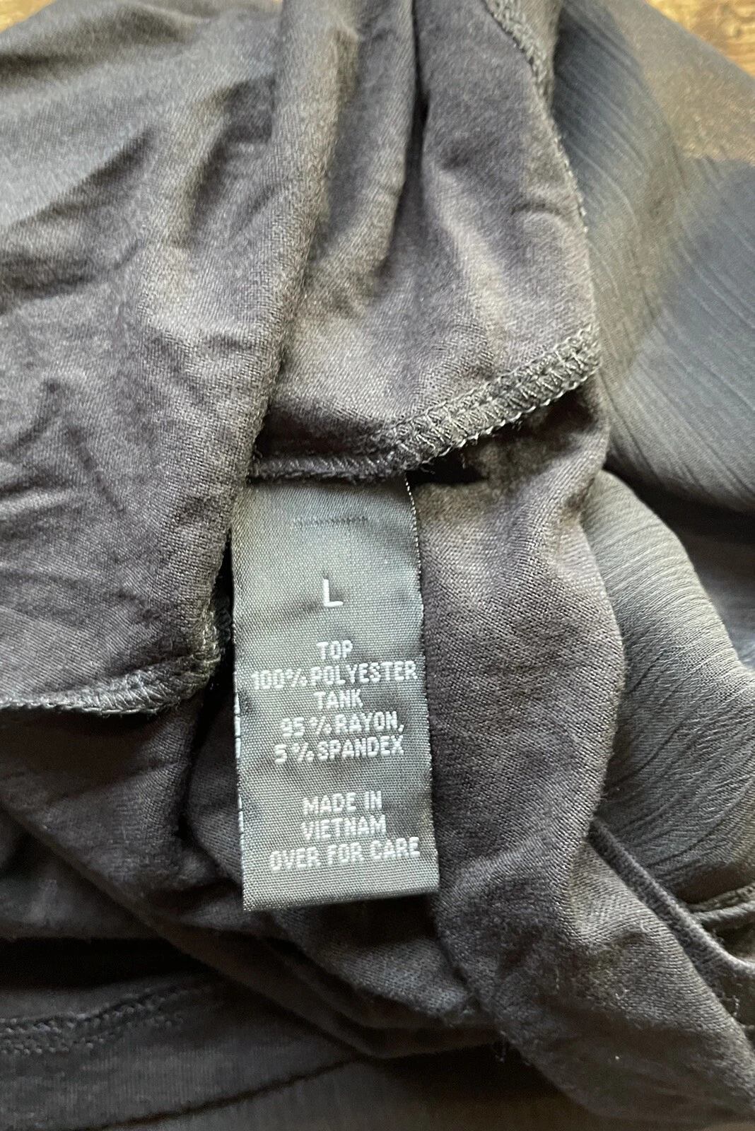 Nuovo! Camicia Alyx Falling Into You nera a strati manica flutter in chiffon grande