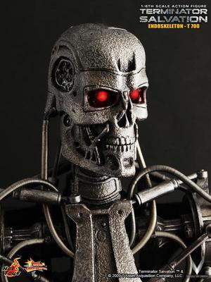 Hot Toys MMS 94 Terminator 4 T700 T-700 Endoskeleton for sale