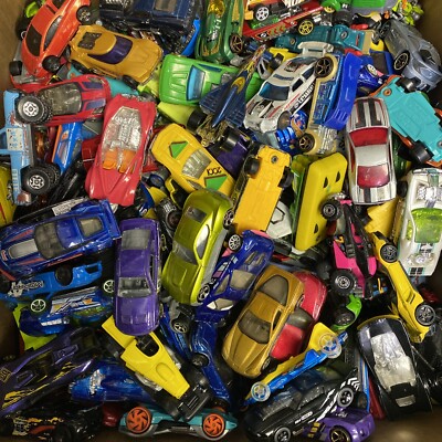Hot Wheels Lot 40 Cars Vehicles Matchbox Mattel Maisto Disney