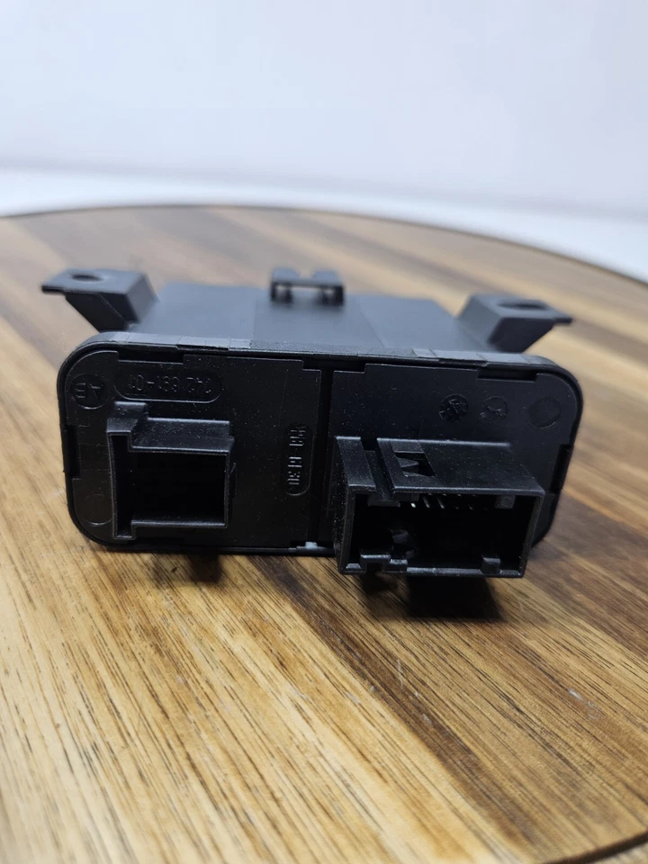 МОДУЛЬ УПРАВЛЕНИЯ ФАРАМИ LAND ROVER LR2 2008 2009 2010 2011 6H52-13K031-AF OEM - Изображение 4 из 4