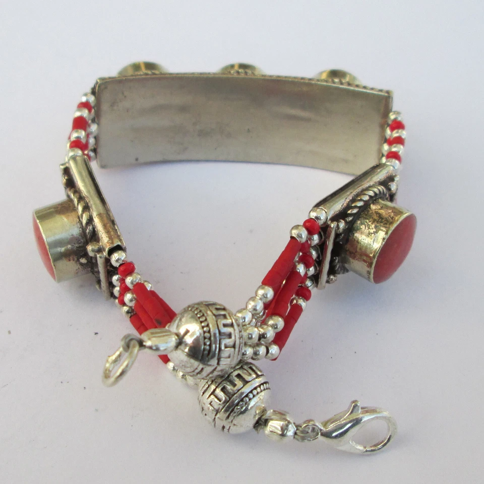 Красный коралловый браслет с тибетским серебром металла ручной работы в Индии и имеет богемный - Изображение 3 из 4