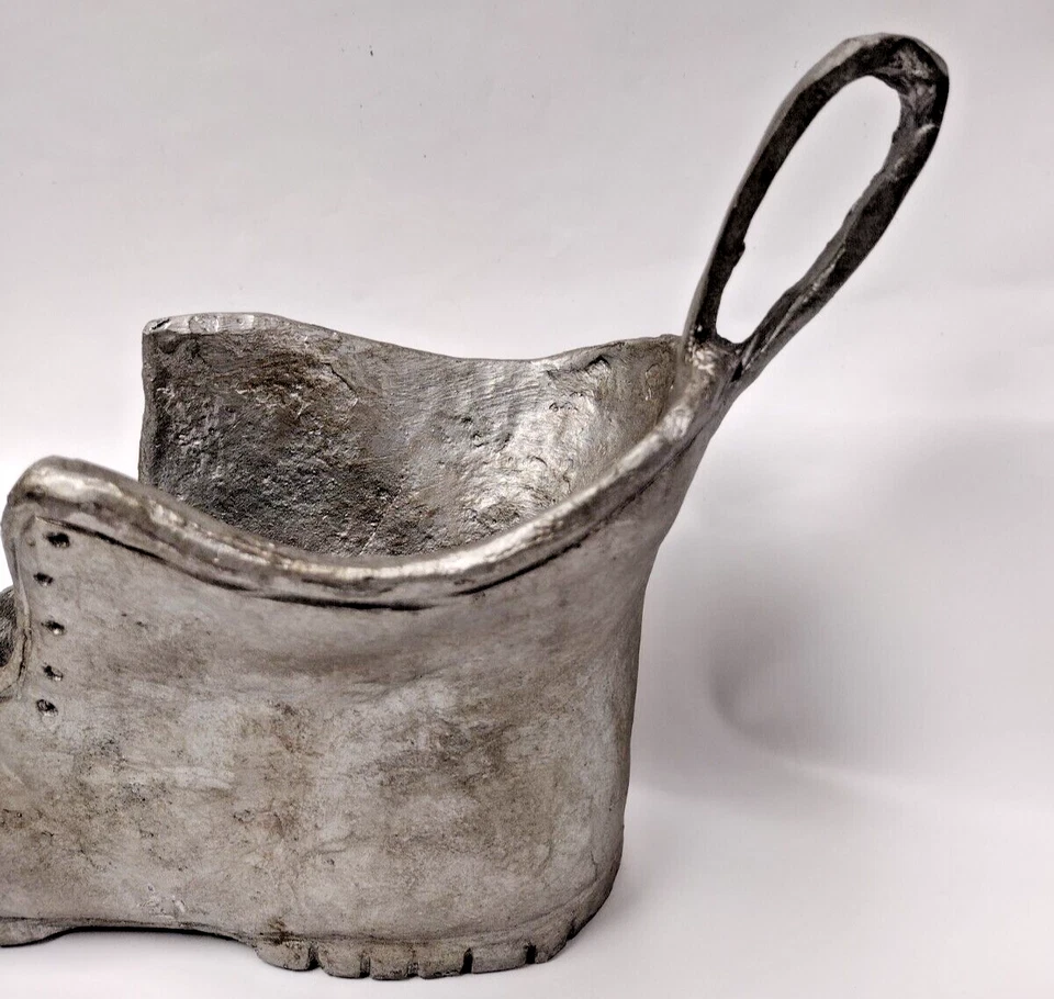 Ficha de peltre para zapatos Cyan Design 01907 12x4 pulgadas 7,5 libras Foto 3 de 4