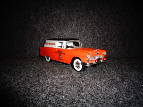 1:25 SCALE Harley Davidson Collectible Coin Bank MILWAUKEE WI 1955 CHEVY SEDAN B - Picture 4 of 12