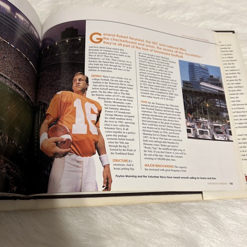 Saturday Shrines Sporting News Presents College Football's Most Hallowed Book - Foto 7 di 7