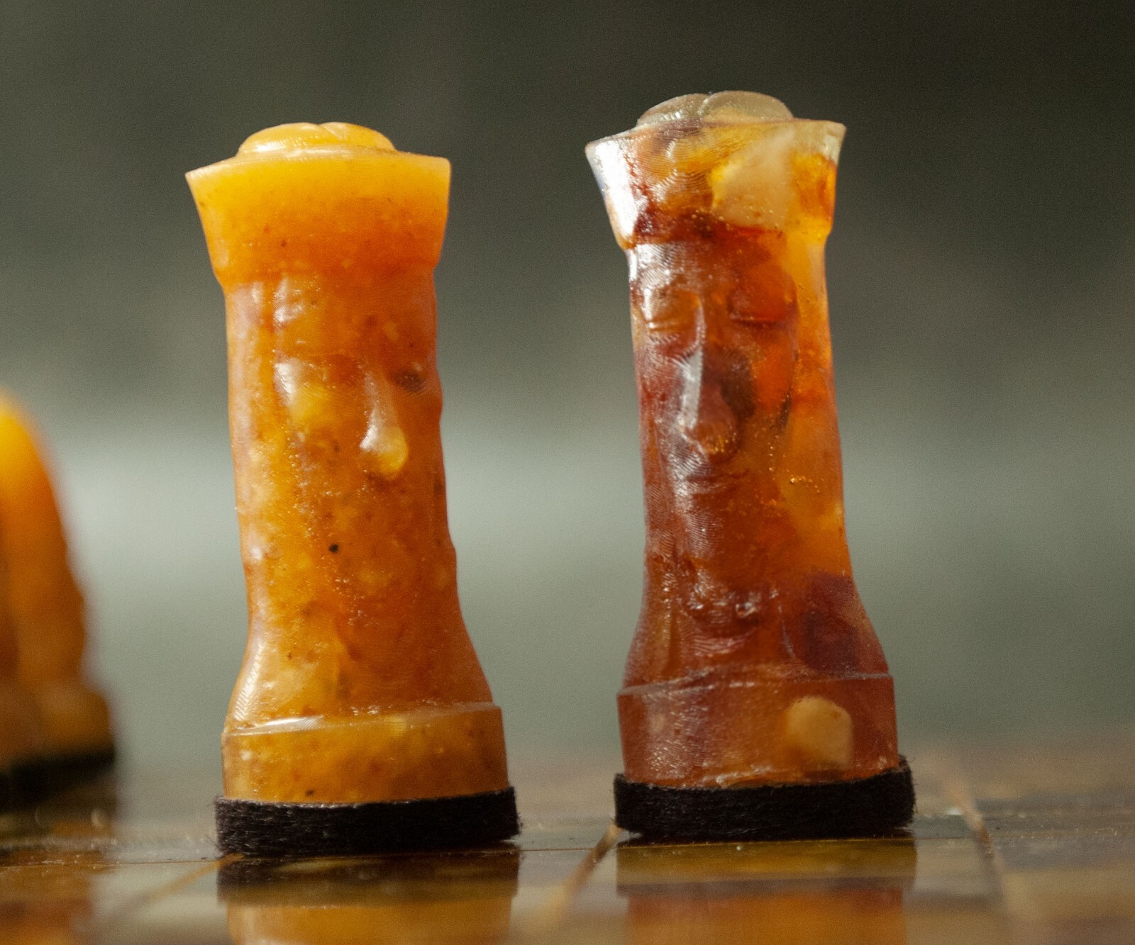Gothic Chess set  - Baltic Amber 455 gr - Wholesale