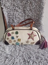 bolsa dooney and bourke by Lindsay Lohan