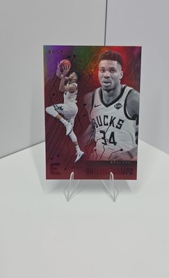 2019-20 Panini Chronicles - Essentials Giannis Antetokounmpo #221 Red 34/149