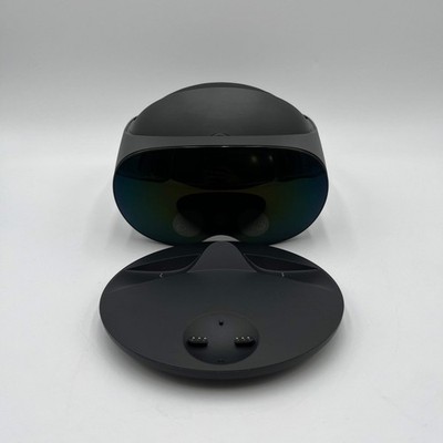 Meta Quest Pro Headset and Charging Dock Black Used
