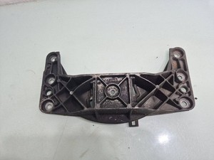 BMW 5 E60 E61 2004 Halterung Lager Getriebe 13992010 Diesel 160kW KRD56318